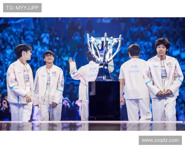 全球总决赛回顾:FPX展现卓越耐力与团队协作的精彩表现 全球总决赛回顾:FPX展现卓越耐力与团队协作的精彩表现