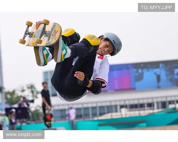 杭州滑板队在攀岩联赛中的团队协作表现分析与点评