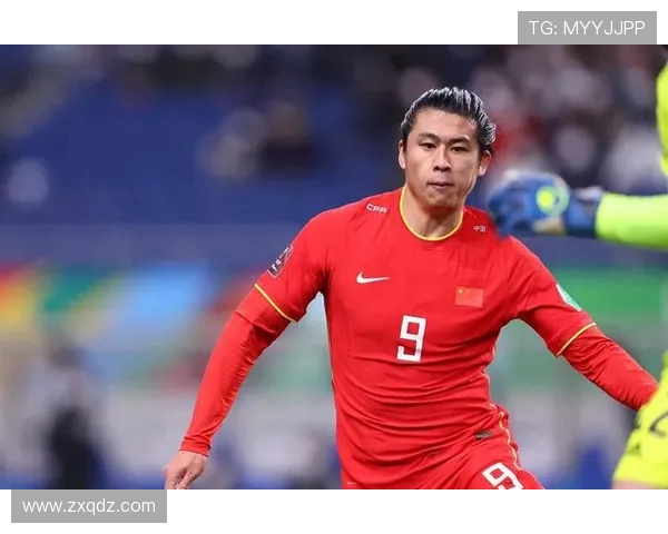 张琳芃带领中国足球再度崛起 凭借坚韧精神与实力展现领袖风范