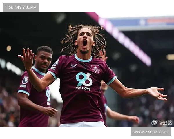 伯恩利与曼联精彩对决录像集锦回顾及精彩瞬间分析 伯恩利与曼联精彩对决录像集锦回顾及精彩瞬间分析